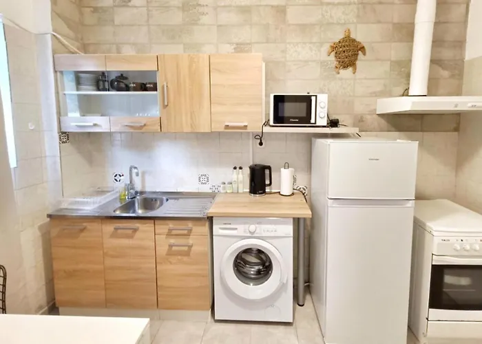 Harmony Apartment Near Metro Station